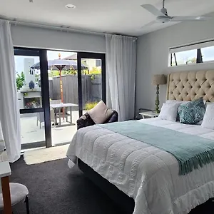 Sunkist Bed & Breakfast Papamoa